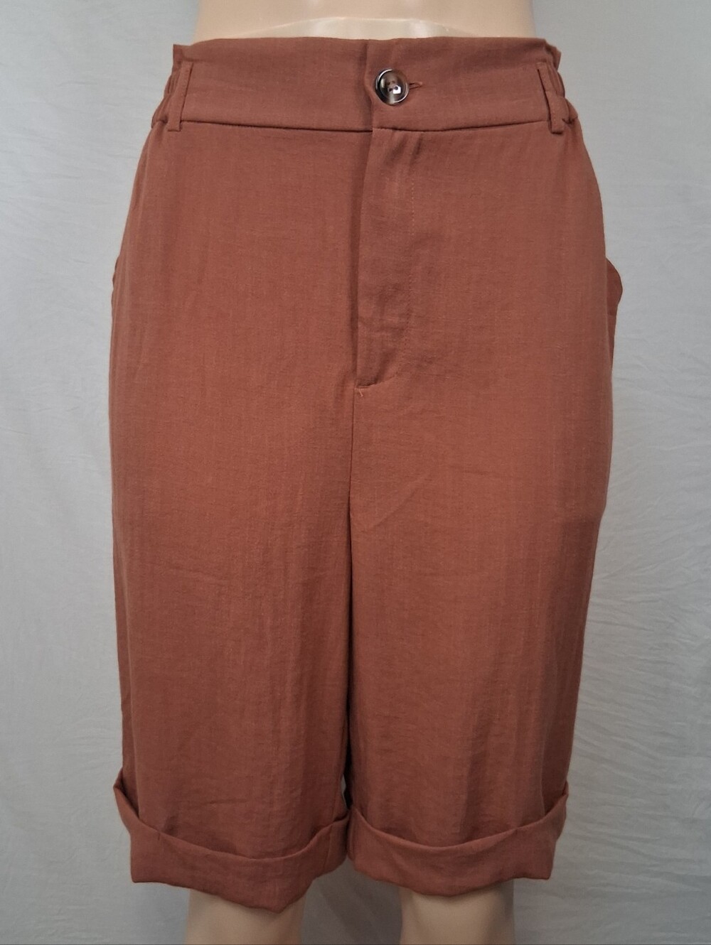 HALARA New Women Rust Copper Roll-Cuff Bermuda Shorts Size L